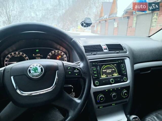 Чорний Шкода Октавія, об'ємом двигуна 2 л та пробігом 322 тис. км за 9300 $, фото 14 на Automoto.ua