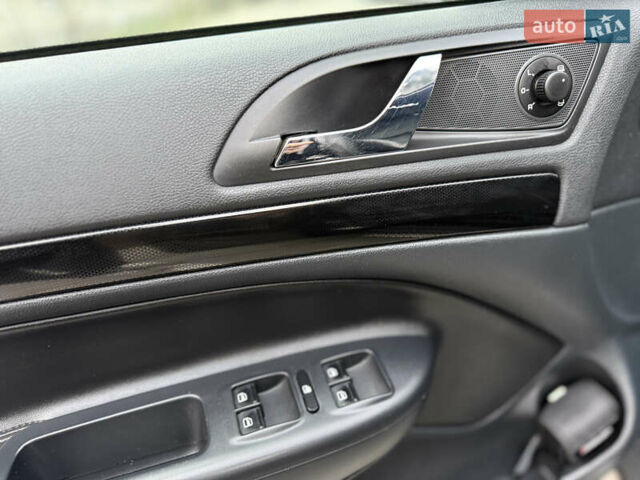 Черный Шкода Октавия, объемом двигателя 2 л и пробегом 193 тыс. км за 10000 $, фото 39 на Automoto.ua