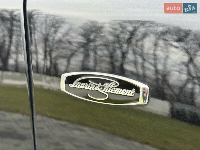 Черный Шкода Октавия, объемом двигателя 2 л и пробегом 220 тыс. км за 12500 $, фото 19 на Automoto.ua