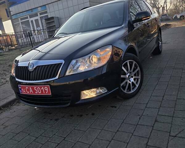 Черный Шкода Октавия, объемом двигателя 0 л и пробегом 199 тыс. км за 7799 $, фото 2 на Automoto.ua
