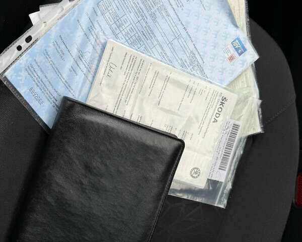 Шкода Октавия 2012 в Луцке на Automoto.ua Черный Шкода Октавия, объемом двигателя 1.6 л и пробегом 182 тыс. км за 9799 $, фото 31 на Automoto.ua