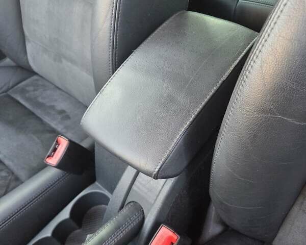 Черный Шкода Октавия, объемом двигателя 0 л и пробегом 199 тыс. км за 7799 $, фото 31 на Automoto.ua