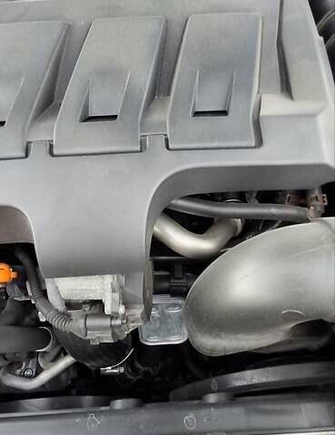 Черный Шкода Октавия, объемом двигателя 2 л и пробегом 294 тыс. км за 7800 $, фото 43 на Automoto.ua