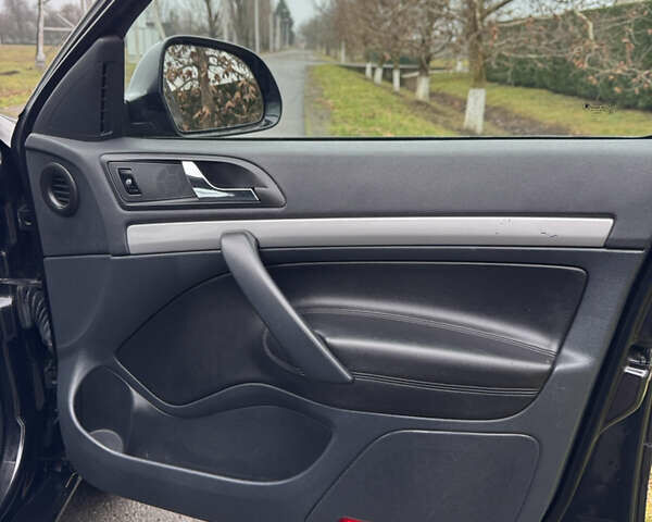 Черный Шкода Октавия, объемом двигателя 2 л и пробегом 196 тыс. км за 9700 $, фото 23 на Automoto.ua