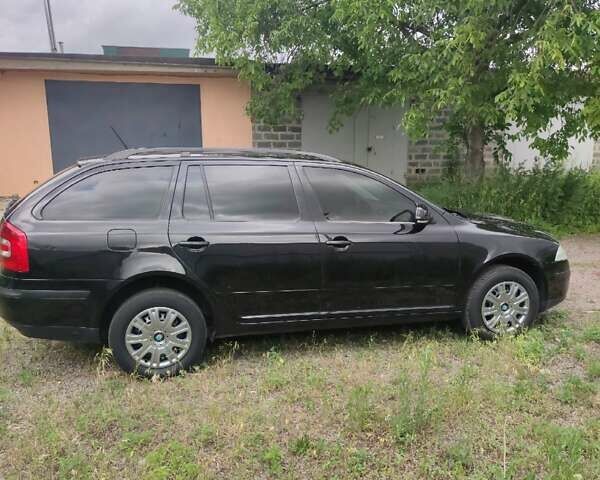 Черный Шкода Октавия, объемом двигателя 1.6 л и пробегом 270 тыс. км за 7300 $, фото 2 на Automoto.ua