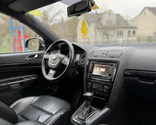 Чорний Шкода Октавія, об'ємом двигуна 2 л та пробігом 193 тис. км за 9999 $, фото 67 на Automoto.ua