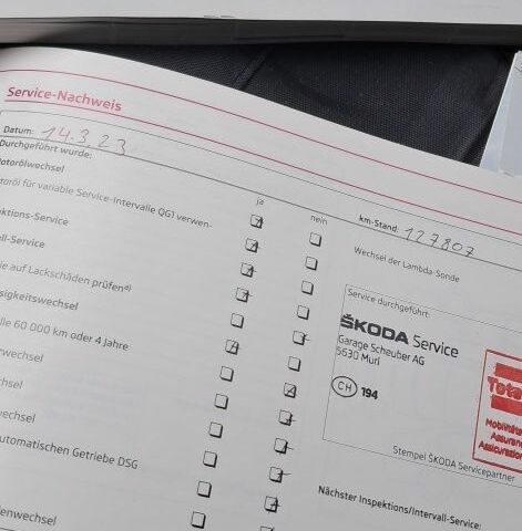 Черный Шкода Октавия, объемом двигателя 1.8 л и пробегом 171 тыс. км за 9000 $, фото 13 на Automoto.ua