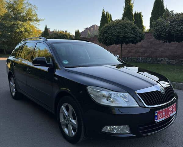 Шкода Октавия 2012 в Ровно на Automoto.ua Черный Шкода Октавия, объемом двигателя 1.6 л и пробегом 181 тыс. км за 9750 $, фото 14 на Automoto.ua