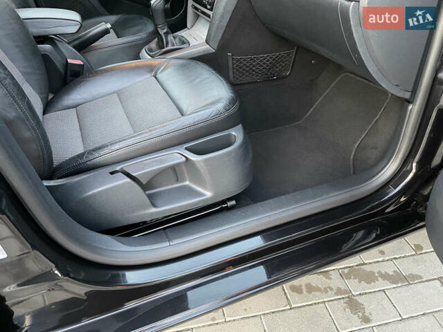 Чорний Шкода Октавія, об'ємом двигуна 2 л та пробігом 228 тис. км за 10799 $, фото 57 на Automoto.ua