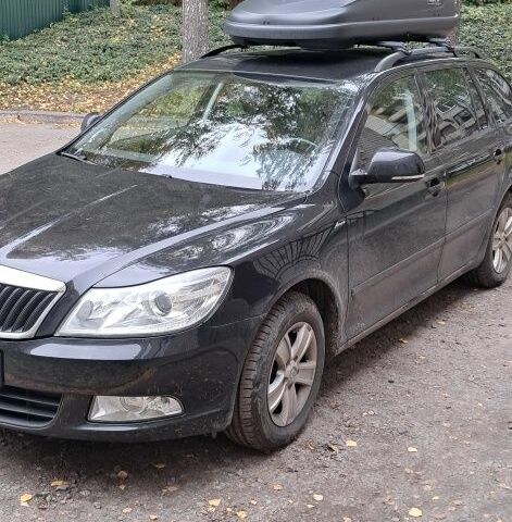 Черный Шкода Октавия, объемом двигателя 1.8 л и пробегом 171 тыс. км за 9000 $, фото 7 на Automoto.ua