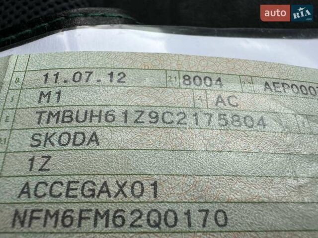 Черный Шкода Октавия, объемом двигателя 2 л и пробегом 210 тыс. км за 11600 $, фото 51 на Automoto.ua