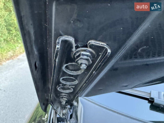 Шкода Октавия 2012 в Ровно на Automoto.ua Черный Шкода Октавия, объемом двигателя 1.6 л и пробегом 181 тыс. км за 9750 $, фото 64 на Automoto.ua