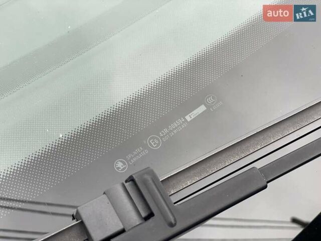 Черный Шкода Октавия, объемом двигателя 1.2 л и пробегом 142 тыс. км за 7499 $, фото 18 на Automoto.ua