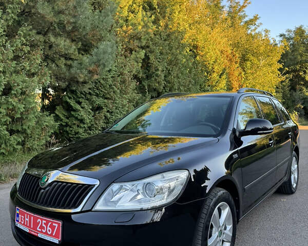 Шкода Октавия 2012 в Ровно на Automoto.ua Черный Шкода Октавия, объемом двигателя 1.6 л и пробегом 181 тыс. км за 9750 $, фото 13 на Automoto.ua