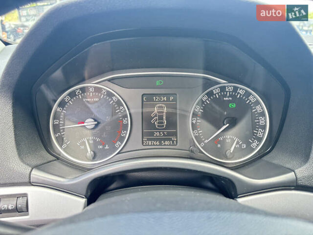Чорний Шкода Октавія, об'ємом двигуна 1.6 л та пробігом 280 тис. км за 8200 $, фото 10 на Automoto.ua