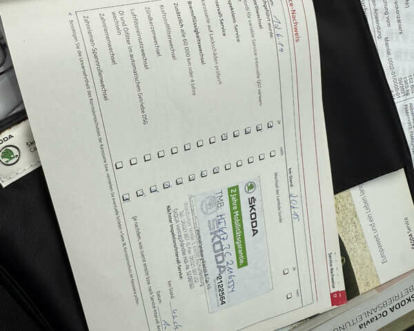 Шкода Октавия 2012 в Луцке на Automoto.ua Черный Шкода Октавия, объемом двигателя 1.6 л и пробегом 182 тыс. км за 9799 $, фото 35 на Automoto.ua