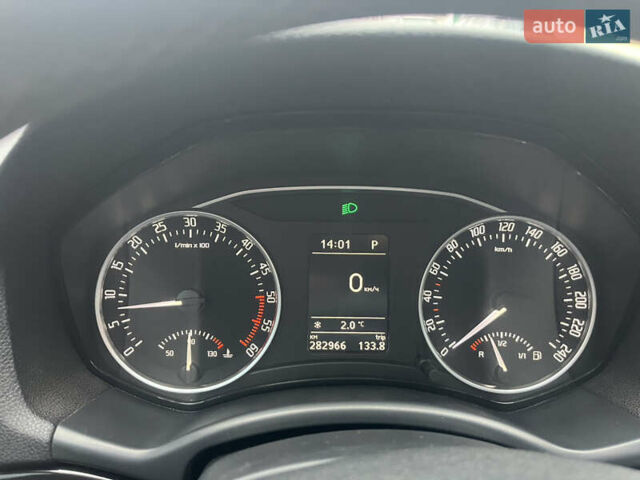 Чорний Шкода Октавія, об'ємом двигуна 1.97 л та пробігом 283 тис. км за 9600 $, фото 9 на Automoto.ua