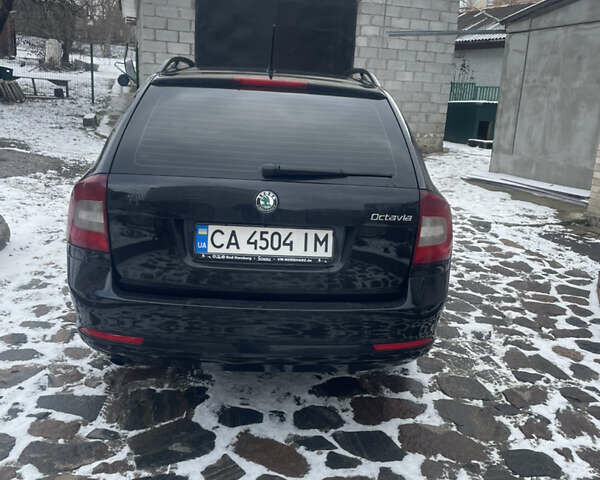 Черный Шкода Октавия, объемом двигателя 1.6 л и пробегом 325 тыс. км за 8500 $, фото 4 на Automoto.ua