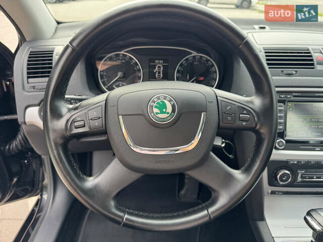 Черный Шкода Октавия, объемом двигателя 2 л и пробегом 229 тыс. км за 10200 $, фото 34 на Automoto.ua