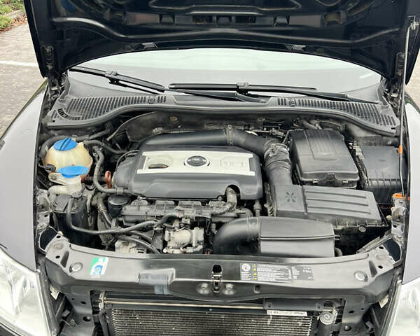 Чорний Шкода Октавія, об'ємом двигуна 1.8 л та пробігом 171 тис. км за 8999 $, фото 27 на Automoto.ua