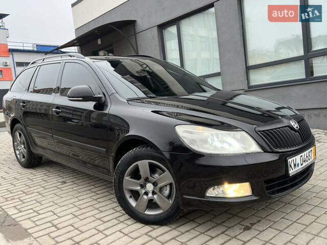 Черный Шкода Октавия, объемом двигателя 2 л и пробегом 234 тыс. км за 8899 $, фото 26 на Automoto.ua