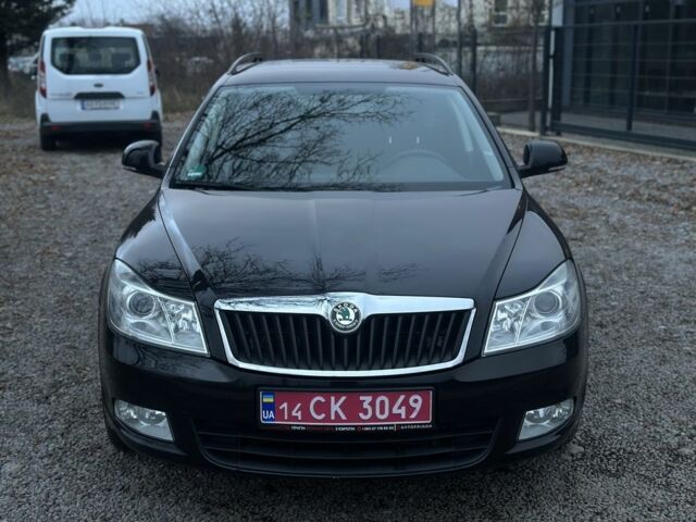 Чорний Шкода Октавія, об'ємом двигуна 2 л та пробігом 214 тис. км за 9500 $, фото 1 на Automoto.ua