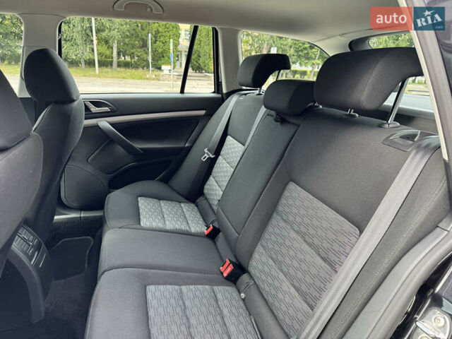 Черный Шкода Октавия, объемом двигателя 2 л и пробегом 229 тыс. км за 10200 $, фото 49 на Automoto.ua