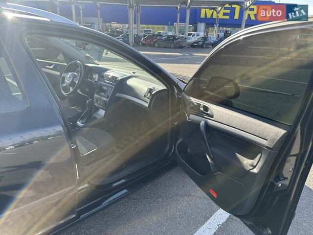Чорний Шкода Октавія, об'ємом двигуна 1.6 л та пробігом 205 тис. км за 8900 $, фото 8 на Automoto.ua