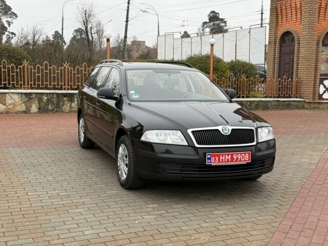 Чорний Шкода Октавія, об'ємом двигуна 0 л та пробігом 170 тис. км за 7900 $, фото 1 на Automoto.ua