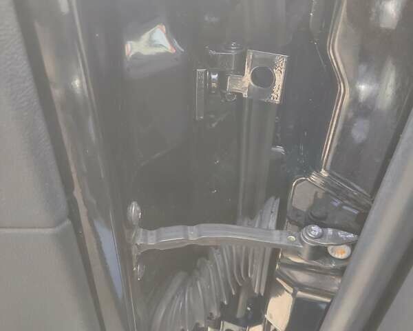 Черный Шкода Октавия, объемом двигателя 1.8 л и пробегом 159 тыс. км за 9200 $, фото 77 на Automoto.ua