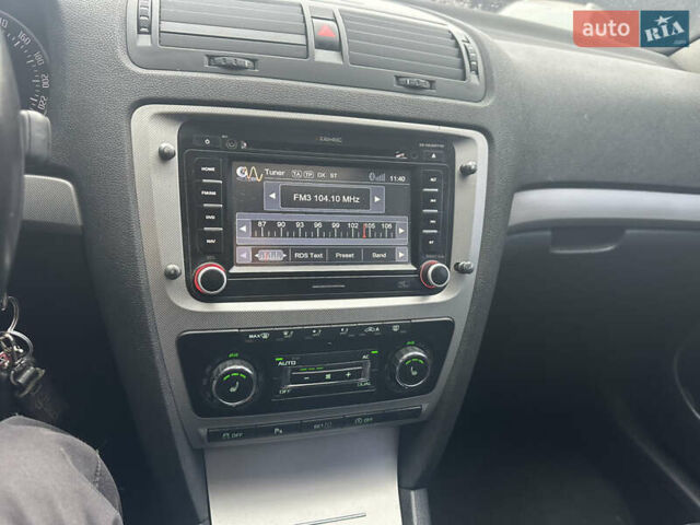 Черный Шкода Октавия, объемом двигателя 1.6 л и пробегом 227 тыс. км за 8700 $, фото 36 на Automoto.ua