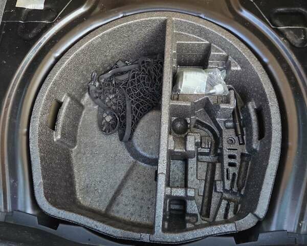 Черный Шкода Октавия, объемом двигателя 0 л и пробегом 199 тыс. км за 7799 $, фото 64 на Automoto.ua