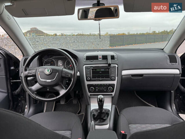 Черный Шкода Октавия, объемом двигателя 1.6 л и пробегом 264 тыс. км за 7850 $, фото 31 на Automoto.ua