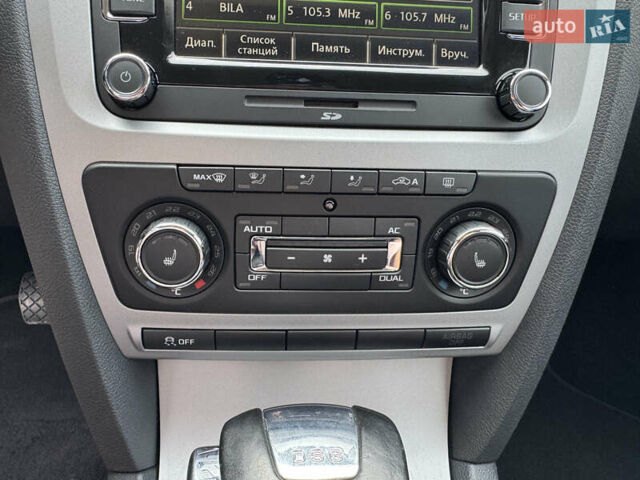 Черный Шкода Октавия, объемом двигателя 2 л и пробегом 229 тыс. км за 10200 $, фото 41 на Automoto.ua