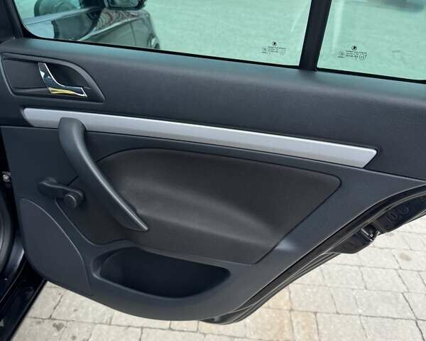 Шкода Октавія 2012 у Івано-Франківську на Automoto.ua Чорний Шкода Октавія, об'ємом двигуна 1.6 л та пробігом 224 тис. км за 8500 $, фото 29 на Automoto.ua