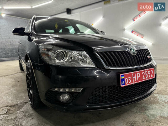 Чорний Шкода Октавія, об'ємом двигуна 2 л та пробігом 193 тис. км за 9999 $, фото 4 на Automoto.ua