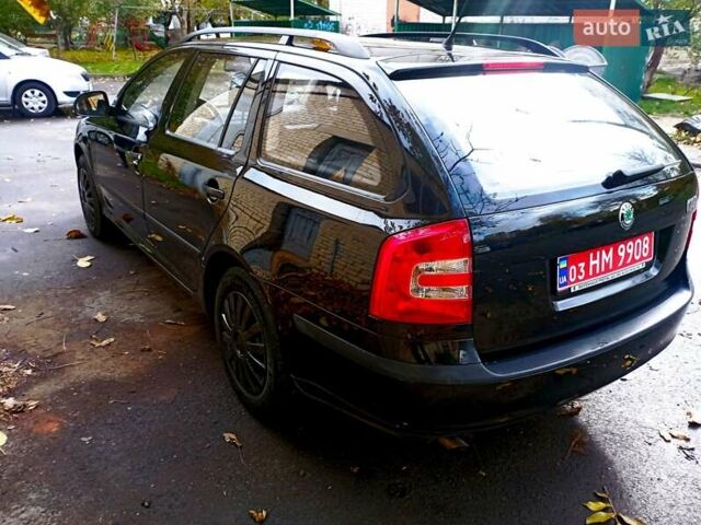 Шкода Октавия 2012 в Луцке на Automoto.ua Черный Шкода Октавия, объемом двигателя 1.6 л и пробегом 168 тыс. км за 6850 $, фото 4 на Automoto.ua