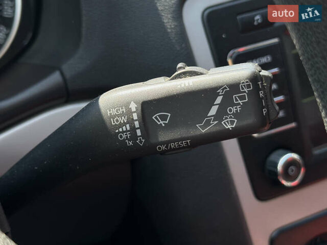 Черный Шкода Октавия, объемом двигателя 1.6 л и пробегом 324 тыс. км за 7999 $, фото 34 на Automoto.ua