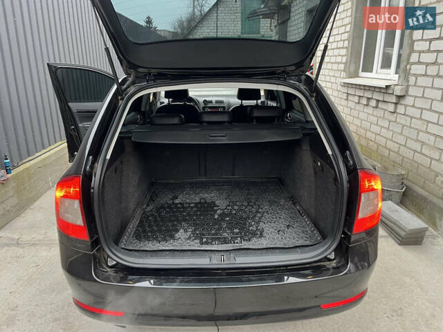 Чорний Шкода Октавія, об'ємом двигуна 1.97 л та пробігом 283 тис. км за 9600 $, фото 13 на Automoto.ua
