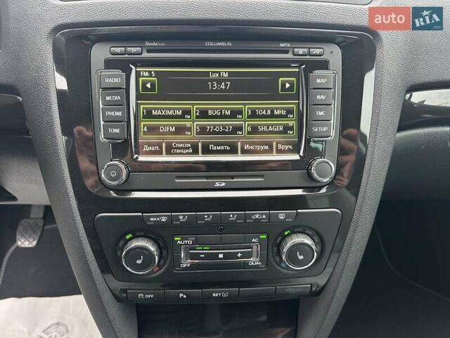 Черный Шкода Октавия, объемом двигателя 2 л и пробегом 220 тыс. км за 12500 $, фото 33 на Automoto.ua