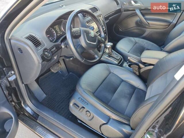 Черный Шкода Октавия, объемом двигателя 1.6 л и пробегом 208 тыс. км за 10700 $, фото 9 на Automoto.ua