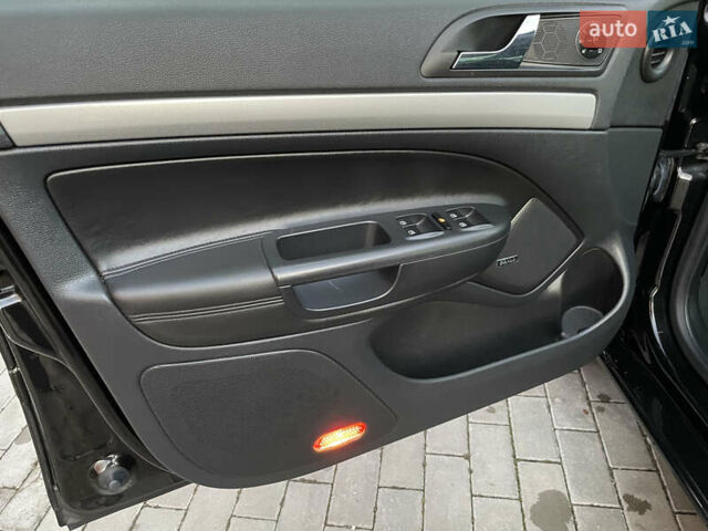 Чорний Шкода Октавія, об'ємом двигуна 2 л та пробігом 228 тис. км за 10799 $, фото 89 на Automoto.ua