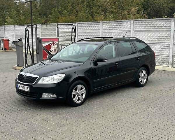 Черный Шкода Октавия, объемом двигателя 1.6 л и пробегом 260 тыс. км за 8200 $, фото 7 на Automoto.ua