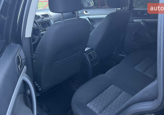 Черный Шкода Октавия, объемом двигателя 1.6 л и пробегом 290 тыс. км за 7900 $, фото 14 на Automoto.ua