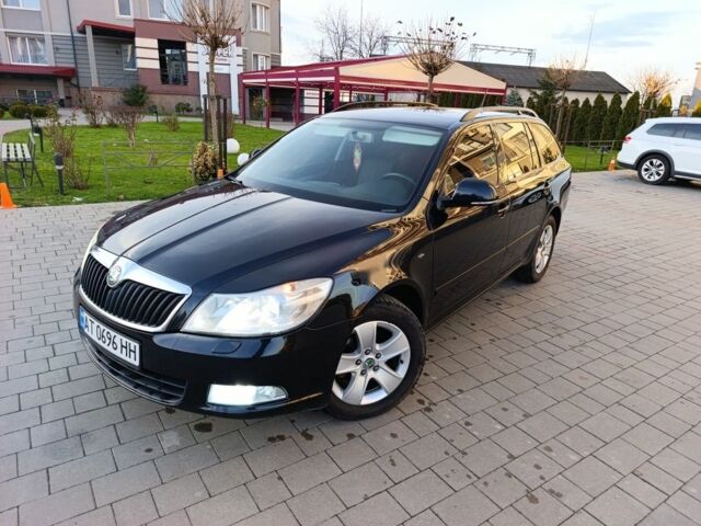 Черный Шкода Октавия, объемом двигателя 1.6 л и пробегом 220 тыс. км за 8500 $, фото 1 на Automoto.ua
