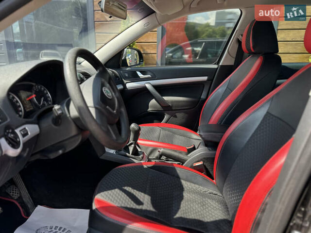 Черный Шкода Октавия, объемом двигателя 1.6 л и пробегом 324 тыс. км за 7999 $, фото 27 на Automoto.ua