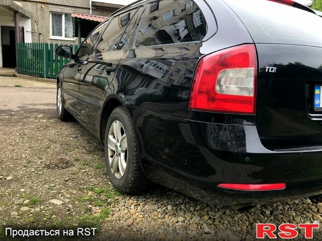 Чорний Шкода Октавія, об'ємом двигуна 1.6 л та пробігом 282 тис. км за 7999 $, фото 6 на Automoto.ua