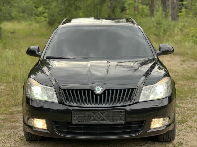 Черный Шкода Октавия, объемом двигателя 2 л и пробегом 288 тыс. км за 9699 $, фото 1 на Automoto.ua