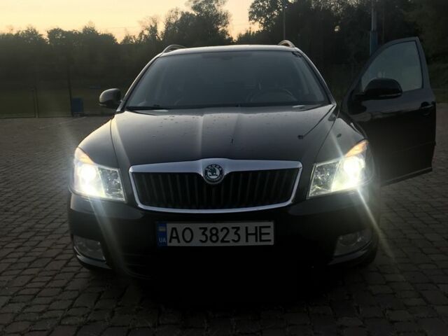 Черный Шкода Октавия, объемом двигателя 2 л и пробегом 312 тыс. км за 9100 $, фото 17 на Automoto.ua