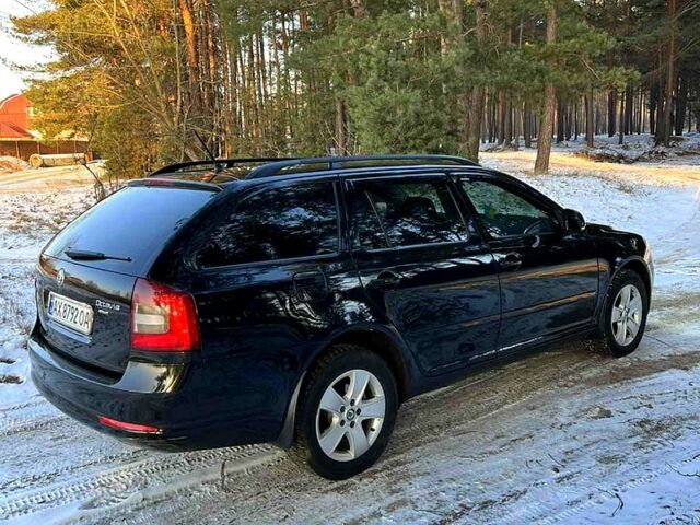 Черный Шкода Октавия, объемом двигателя 2 л и пробегом 203 тыс. км за 8200 $, фото 6 на Automoto.ua